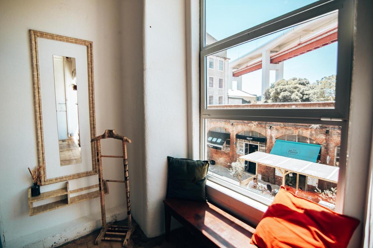 Lx Hostel Lisbon Bagian luar foto