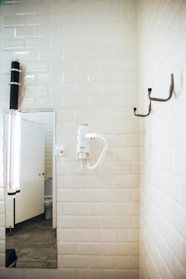 Lx Hostel Lisbon Bagian luar foto