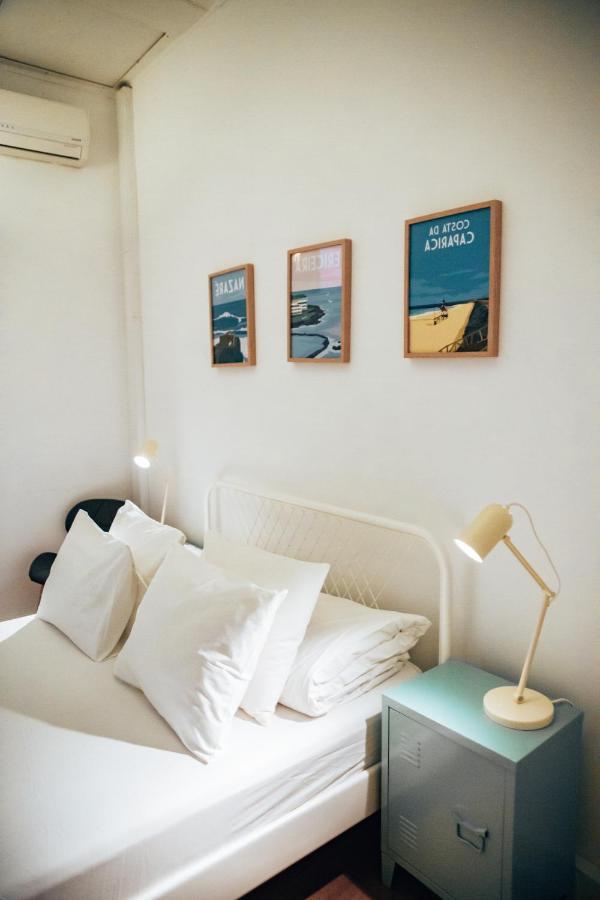 Lx Hostel Lisbon Bagian luar foto
